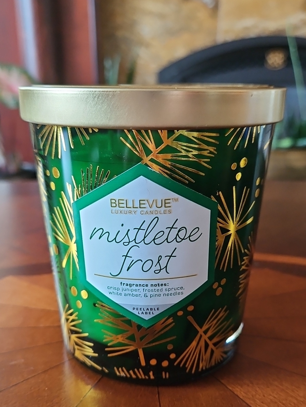 NWT Bellevue Luxury Scented Candle Mistletoe Frost, Never Burned